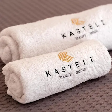 Kasteli Luxury Perissa (Santorini)