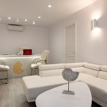 Kasteli Luxury 4* Perissa (Santorini)