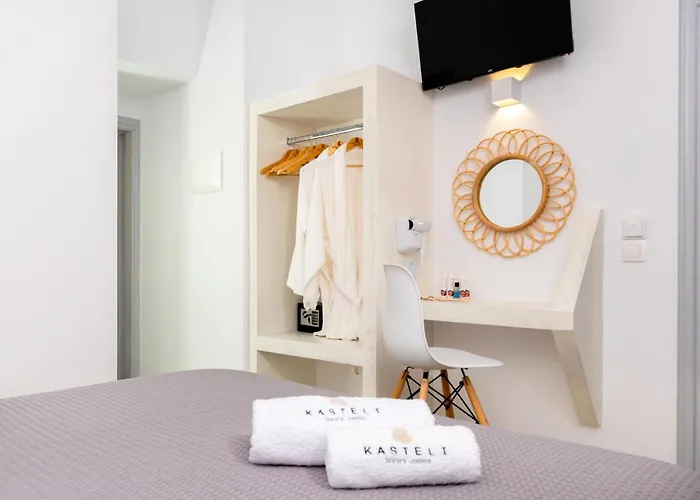 Oda ve Kahvaltı Kasteli Luxury Perissa (Santorini)