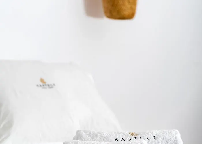 Oda ve Kahvaltı Kasteli Luxury Perissa (Santorini)