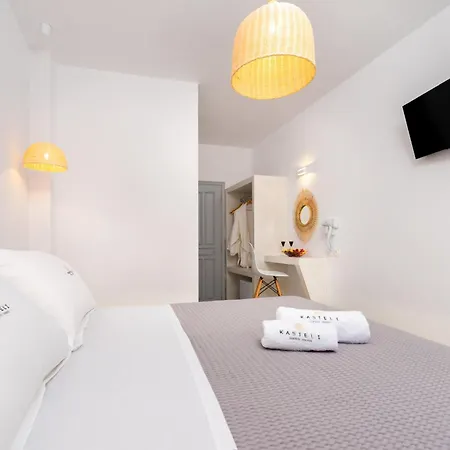 Kasteli Luxury Perissa (Santorini)