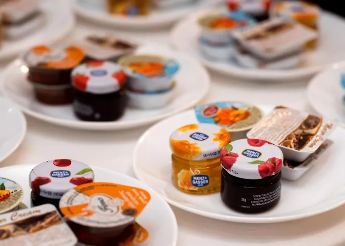 Nocleg ze śniadaniem Kasteli Luxury Perissa (Santorini)