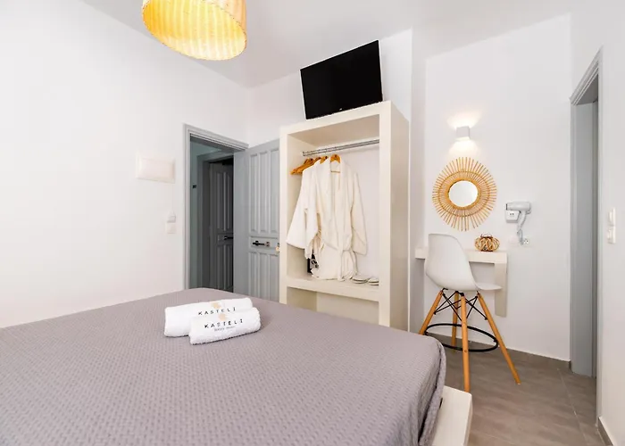 Kasteli Luxury Bed & Breakfast 4*