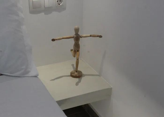 Kasteli Luxury Perissa (Santorini)