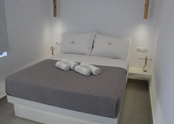 Kasteli Luxury Bed & Breakfast Perissa (Santorini)
